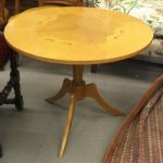 865 2028 PEDESTAL TABLE